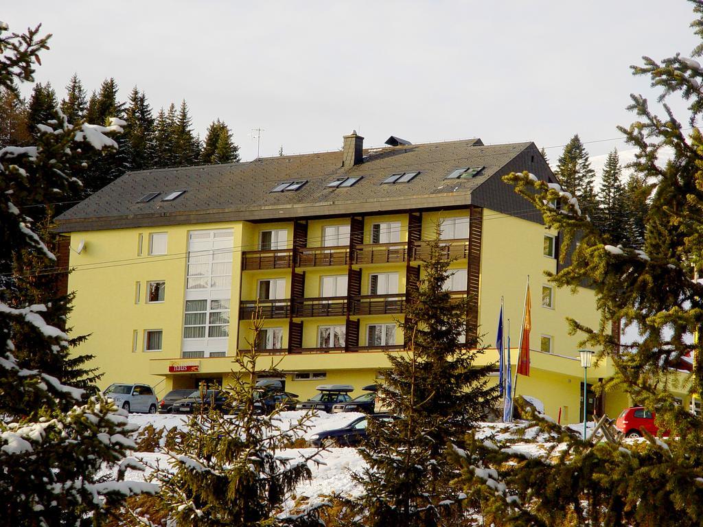 Lachtalhaus エクステリア 写真